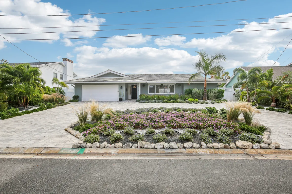 Unique dome house in Joshua Tree desert