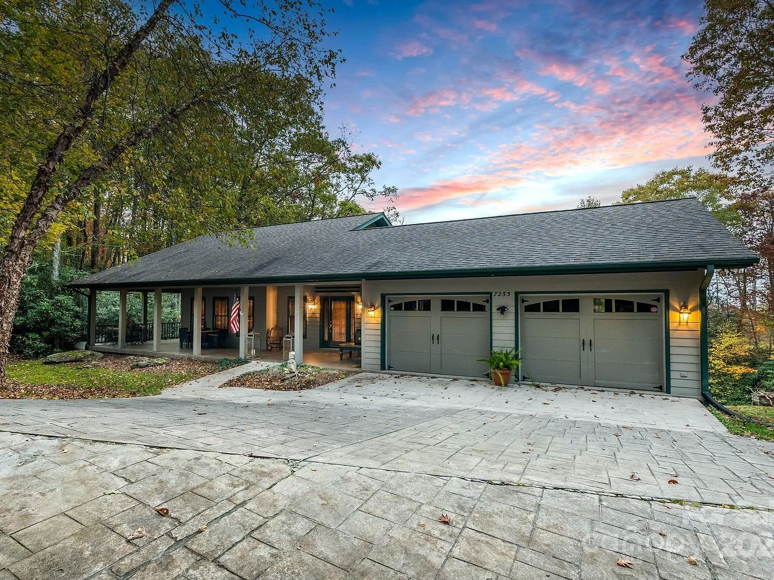 Unique dome house in Joshua Tree desert