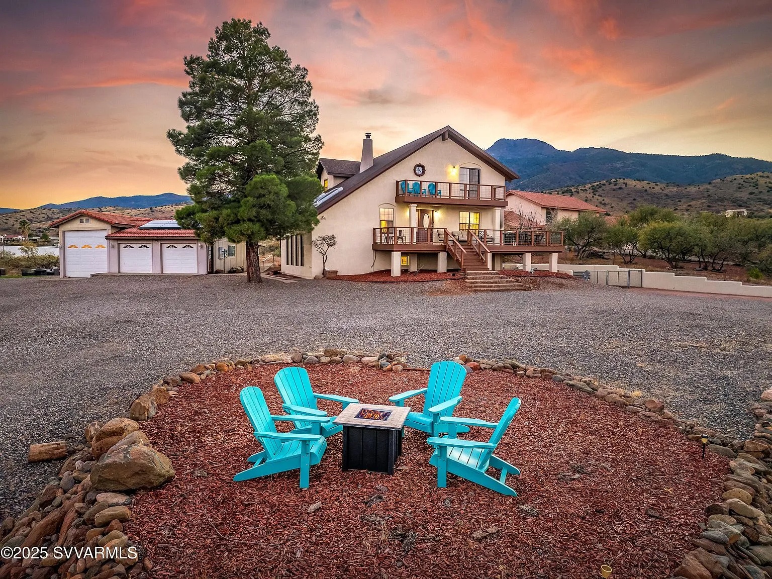 Unique dome house in Joshua Tree desert